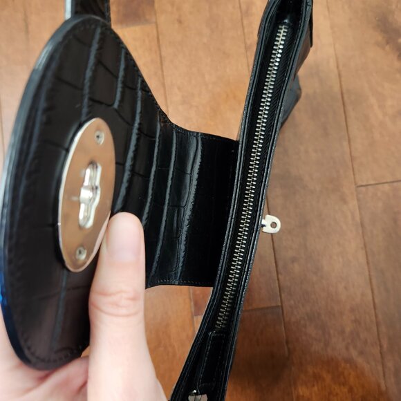 Danier black leather croc-effect geniune leather shoulder bag - Picture 11 of 12